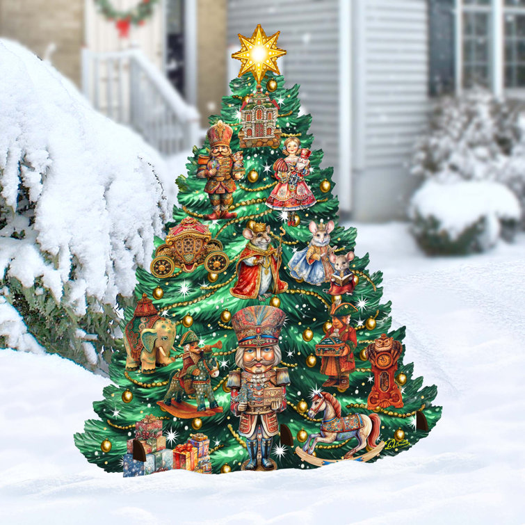 Outdoor wooden store nutcracker